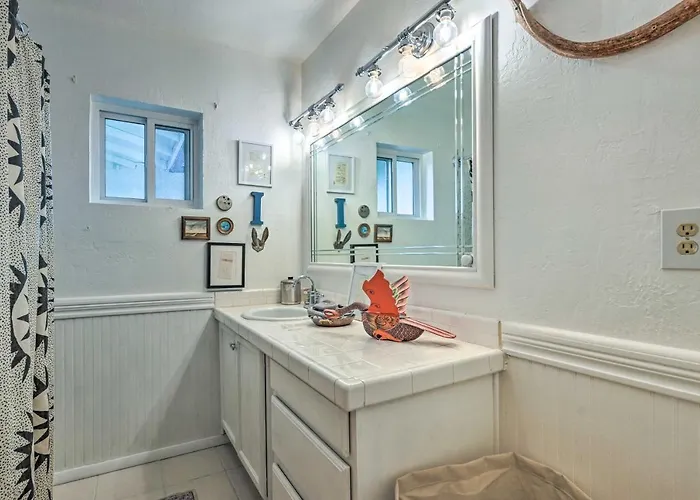 Pet-friendly Gem W/ Treehouse: 20 Mi To Sedona Holiday home *