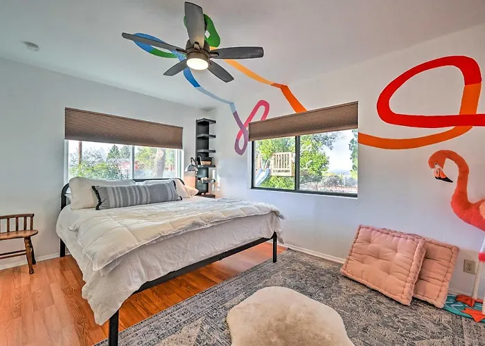 Pet-friendly Gem W/ Treehouse: 20 Mi To Sedona Holiday home Cottonwood