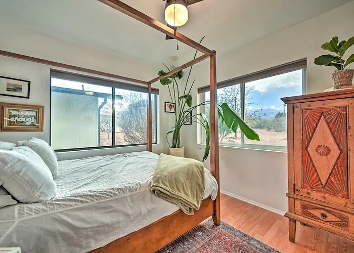 Holiday home Pet-friendly Gem W/ Treehouse: 20 Mi To Sedona *