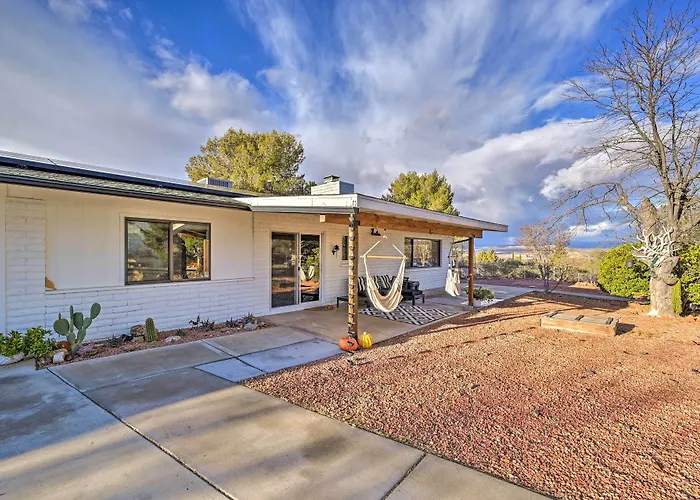 Pet-friendly Gem W/ Treehouse: 20 Mi To Sedona * Cottonwood